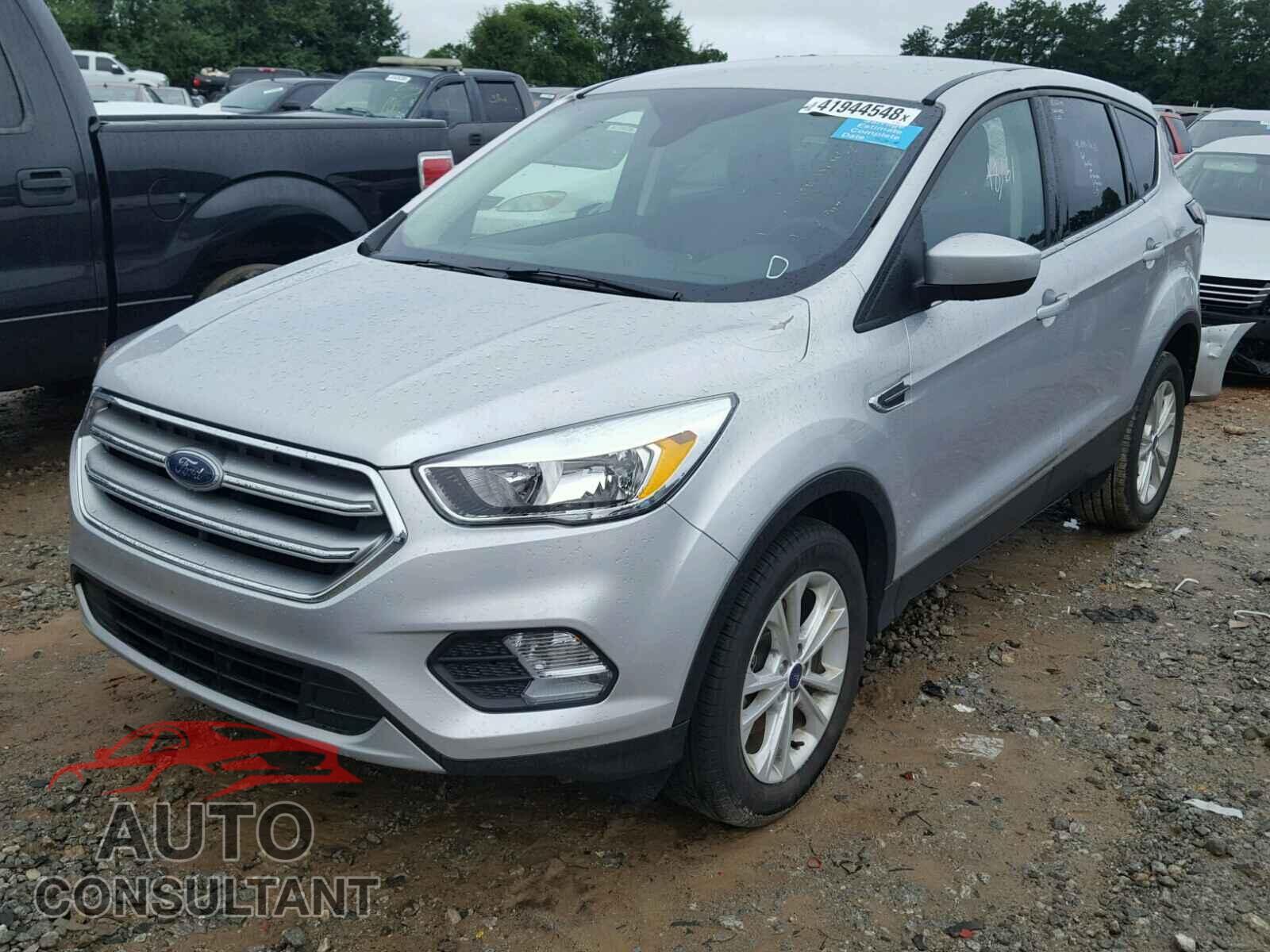 FORD ESCAPE SE 2017 - 1FMCU0GD0HUE40116