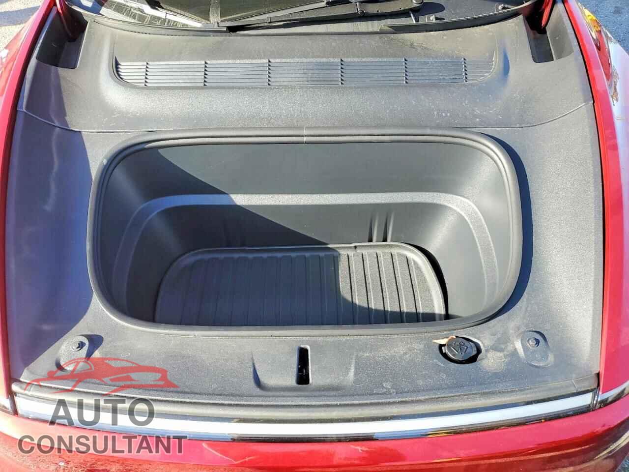 TESLA MODEL Y 2026 - 7SAYGDED0TF426491