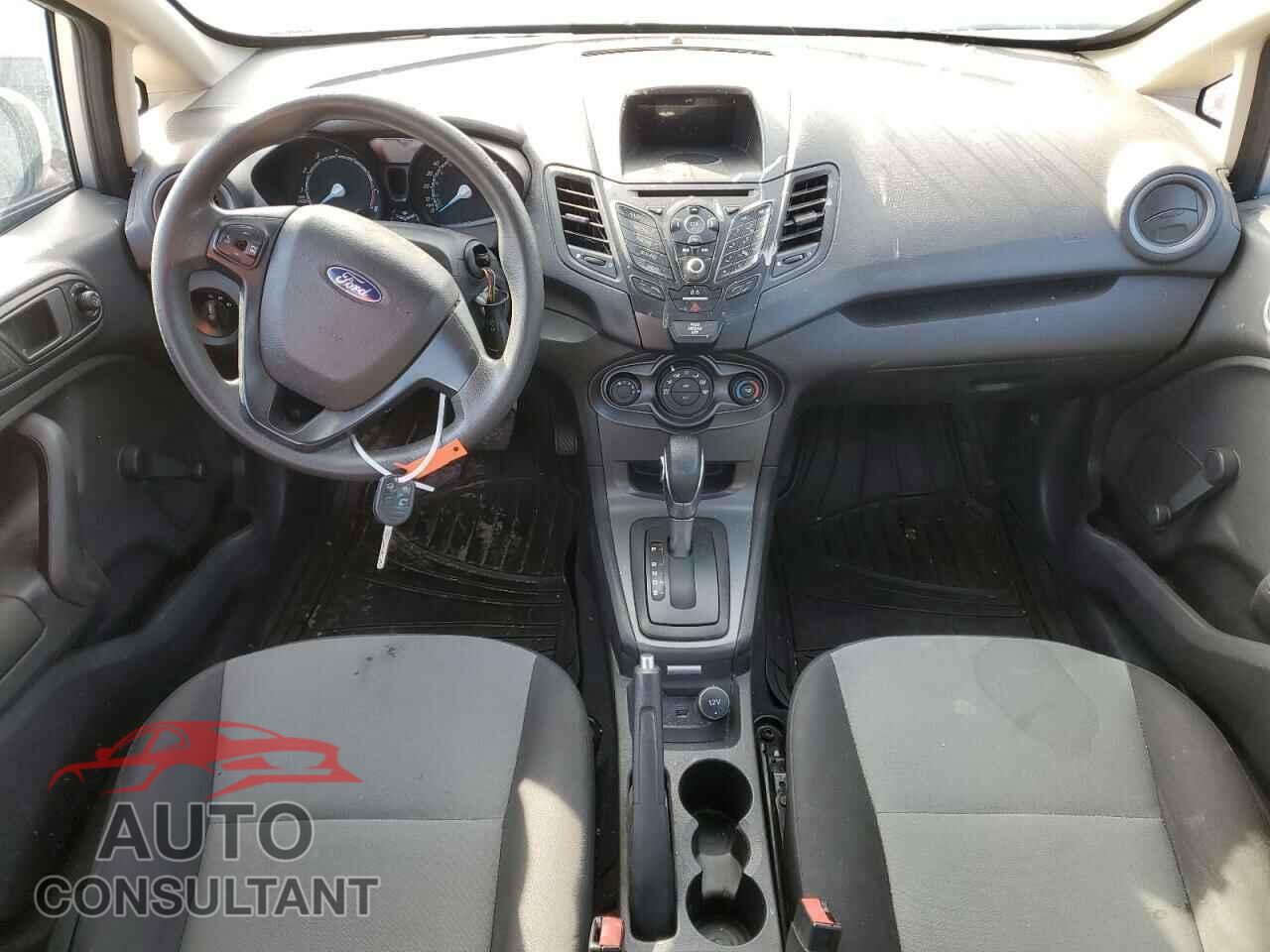 FORD FIESTA 2017 - 3FADP4AJ1HM163346