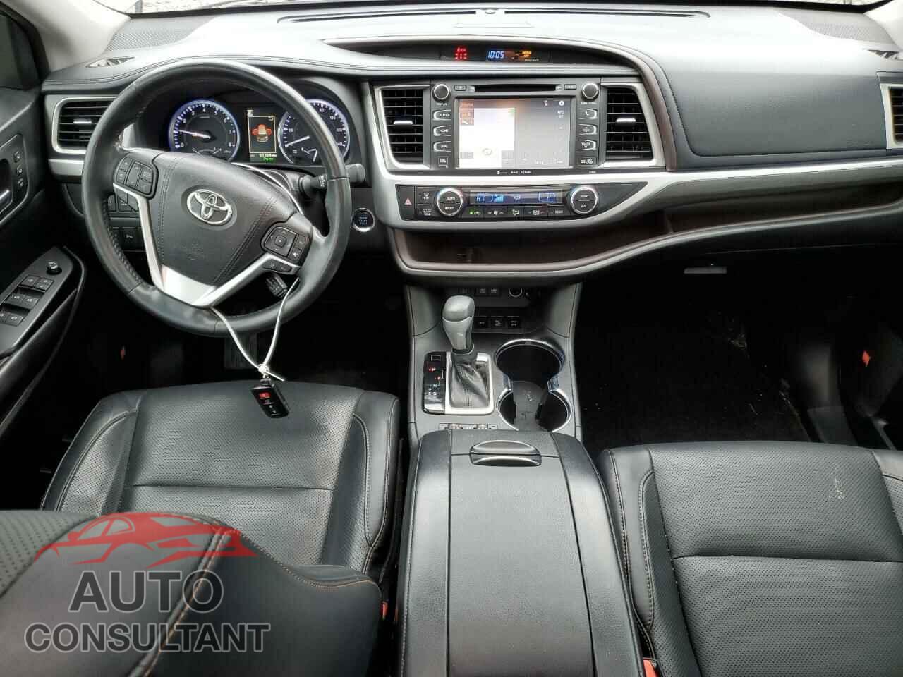 TOYOTA HIGHLANDER 2018 - 5TDDZRFH1JS875014