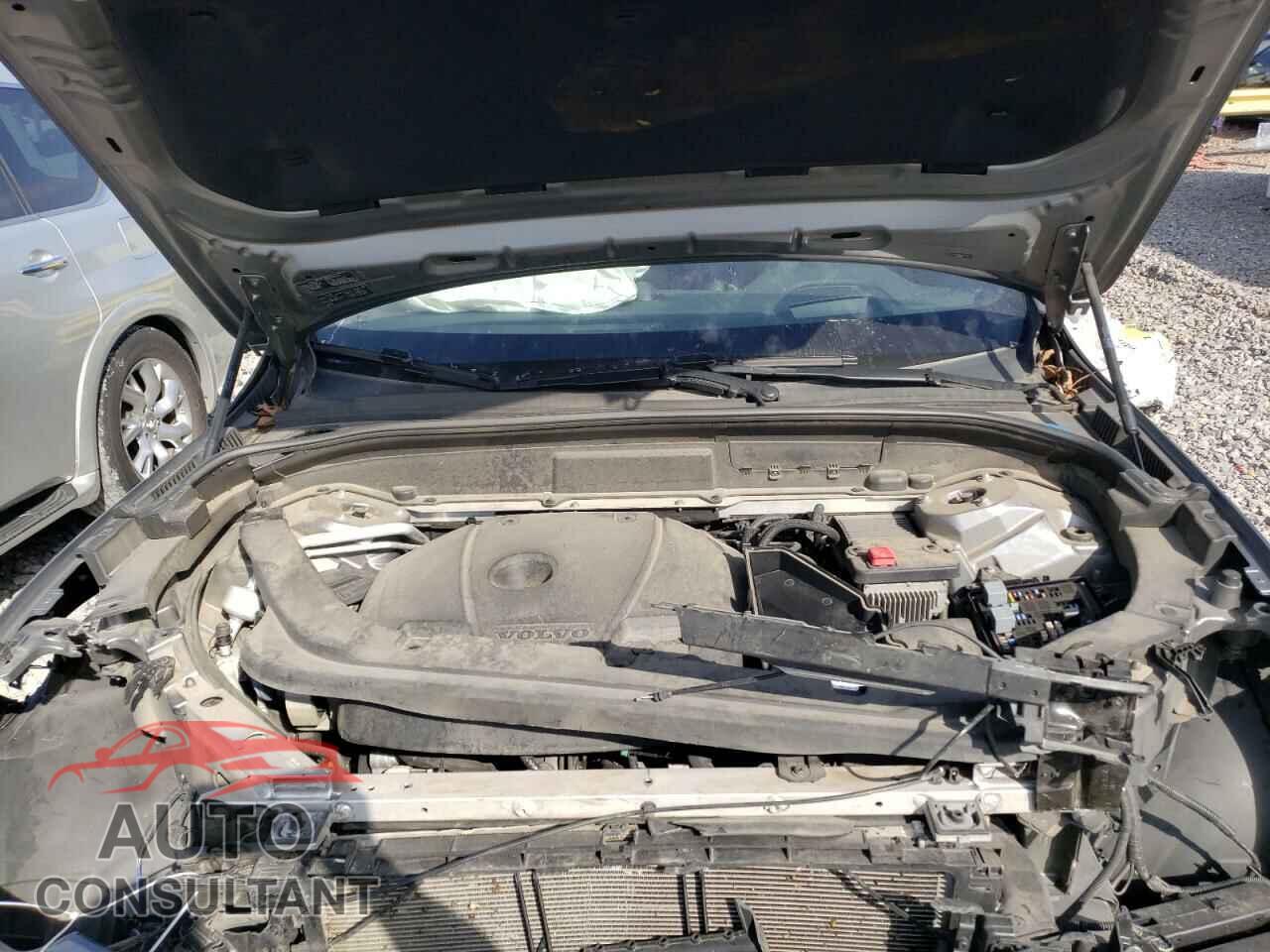 VOLVO XC60 2019 - LYVA22RM0KB224861