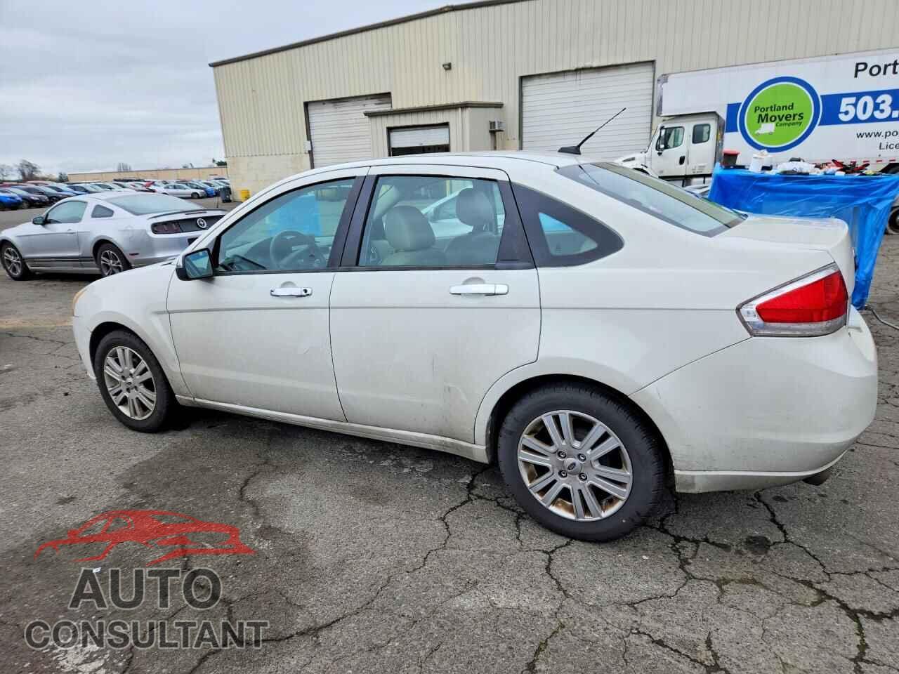 FORD FOCUS 2011 - 1FAHP3HN4BW107302