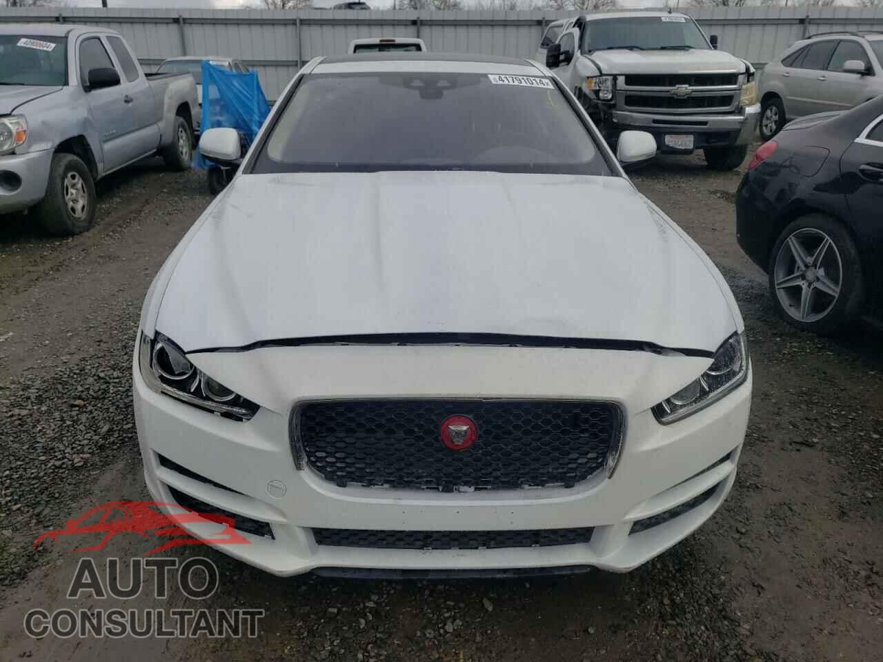 JAGUAR XE 2018 - SAJAD4FX1JCP35110
