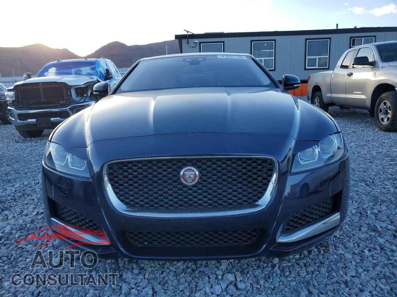 JAGUAR XF 2017 - SAJBD4BVXHCY45883
