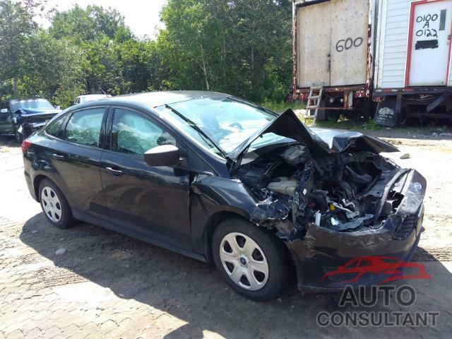 FORD FOCUS 2015 - 1FADP3E28FL351941