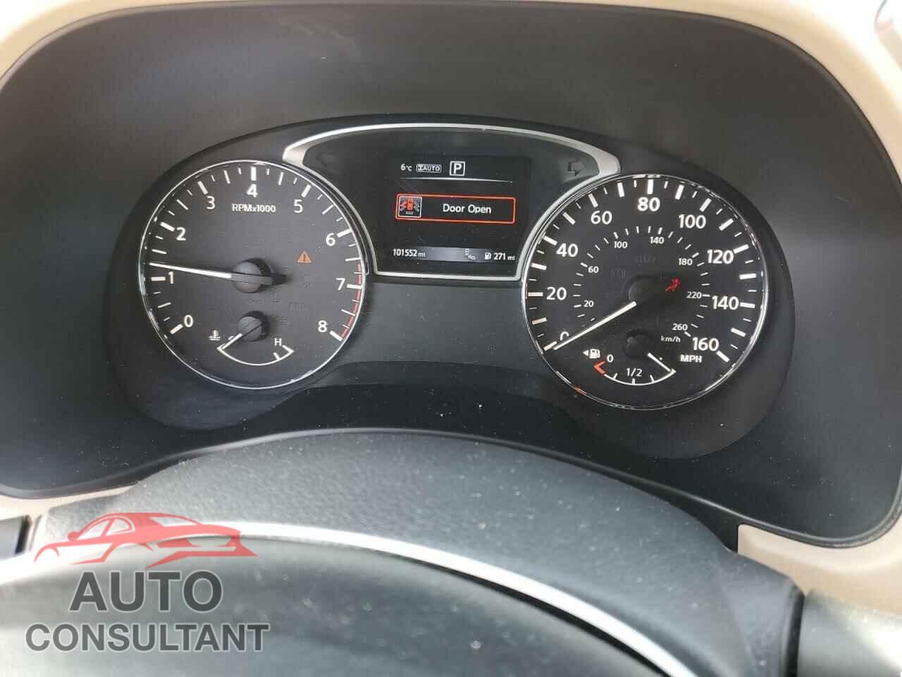 NISSAN PATHFINDER 2016 - 5N1AR2MM8GC641226