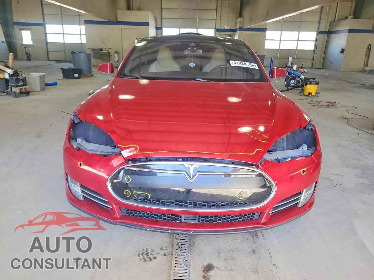 TESLA MODEL S 2014 - 5YJSA1H15EFP66095