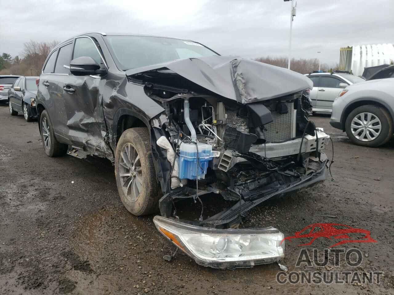 TOYOTA HIGHLANDER 2018 - 5TDJZRFH8JS909937