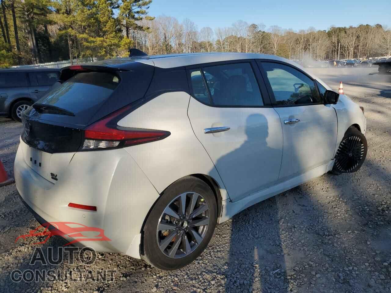 NISSAN LEAF 2023 - 1N4CZ1CV1PC558342