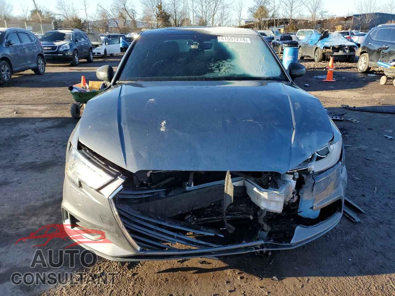 AUDI A3 2018 - WAUB8GFF5J1031825