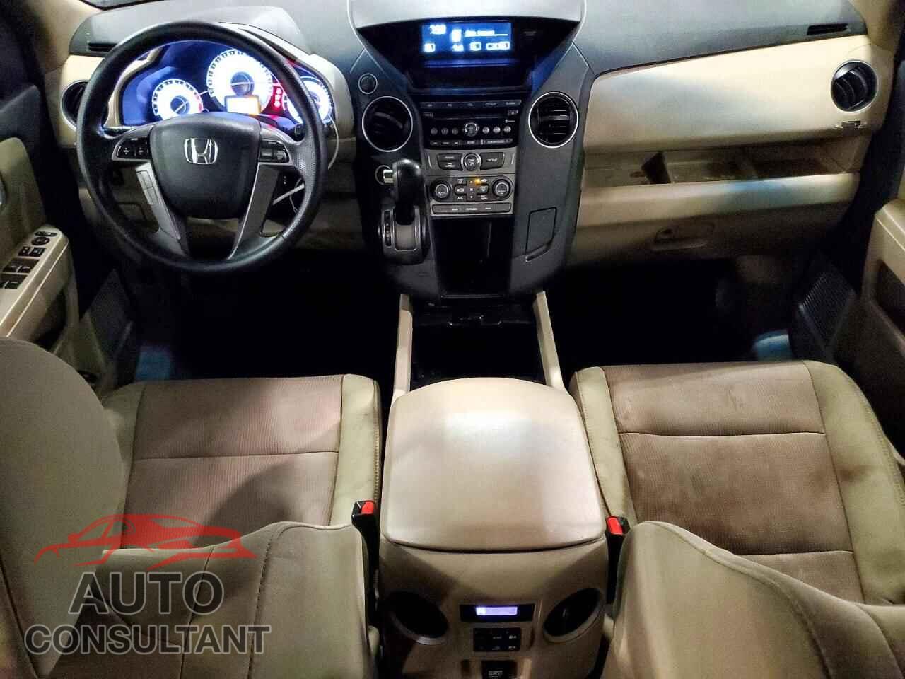 HONDA PILOT 2012 - 5FNYF4H48CB072828
