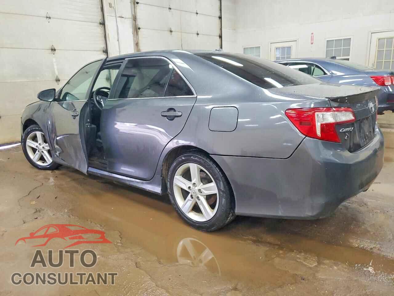 TOYOTA CAMRY 2014 - 4T1BF1FK4EU336493