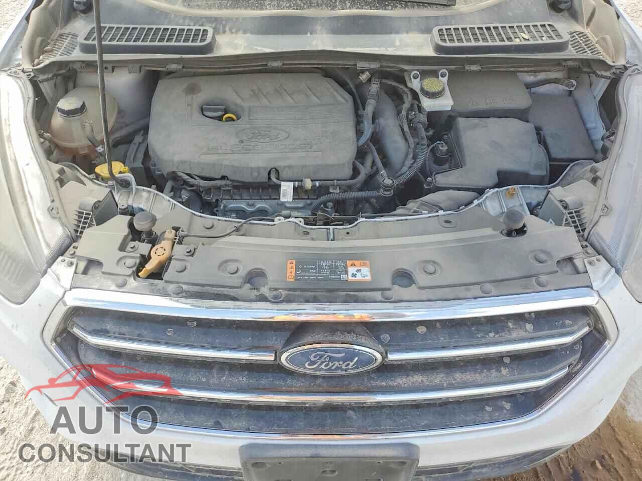 FORD ESCAPE 2018 - 1FMCU0GD7JUD43520