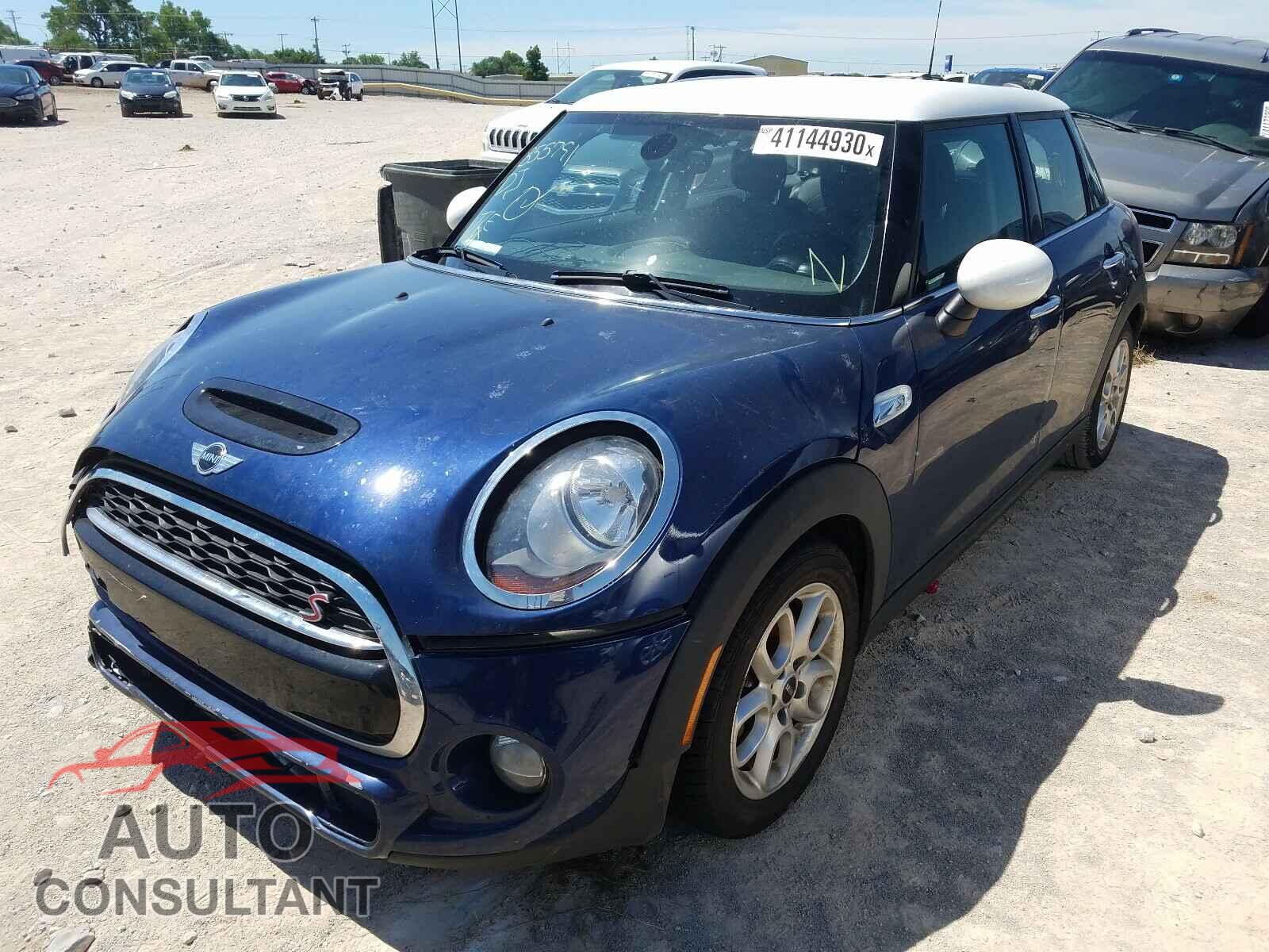 MINI COOPER 2015 - WMWXU3C56F2B55791