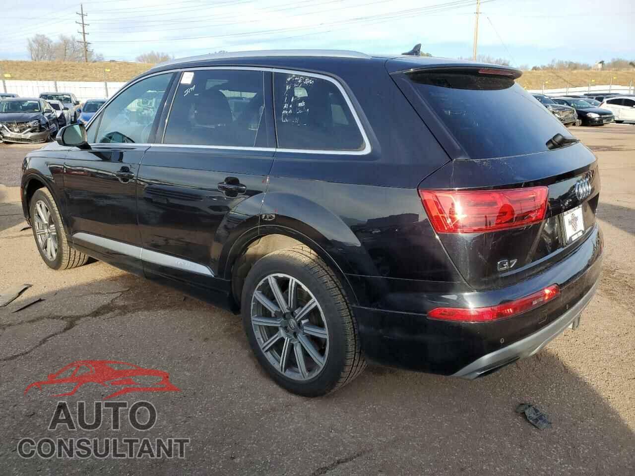 AUDI Q7 2018 - WA1VAAF77JD000496
