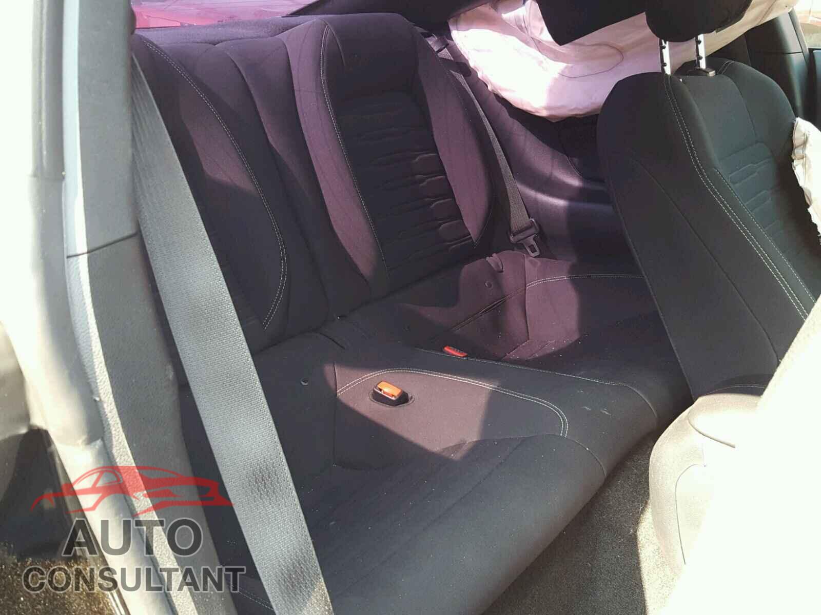 FORD MUSTANG 2015 - 1FA6P8TH1F5363401