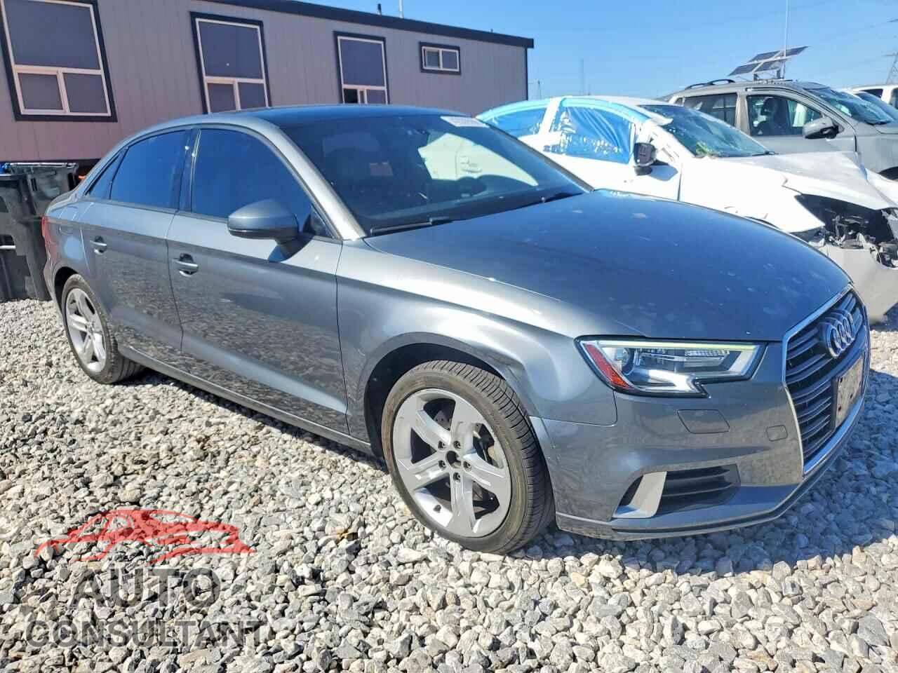 AUDI A3 2018 - WAUAUGFF2J1022832
