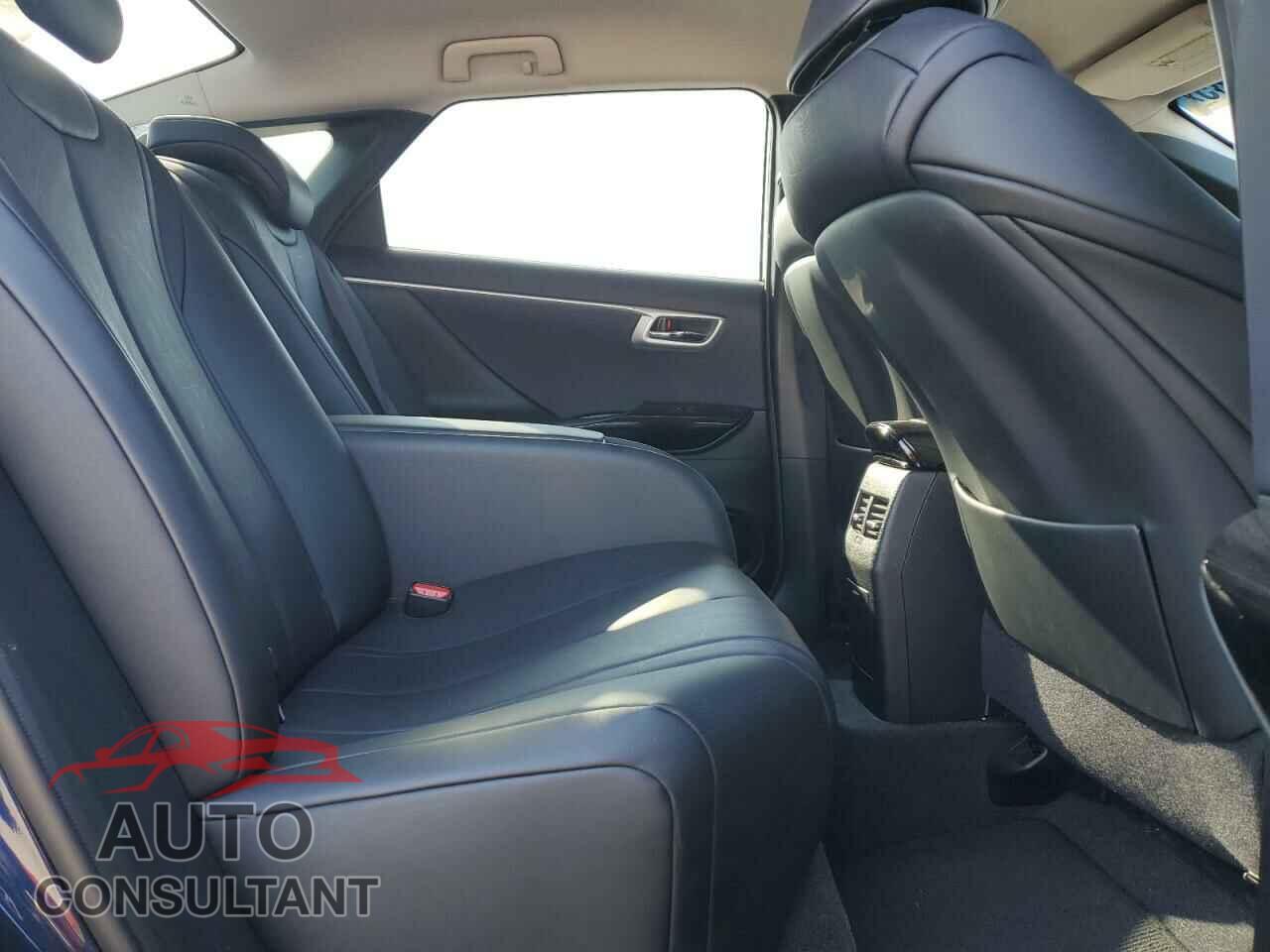 TOYOTA MIRAI 2016 - JTDBVRBD4GA000134
