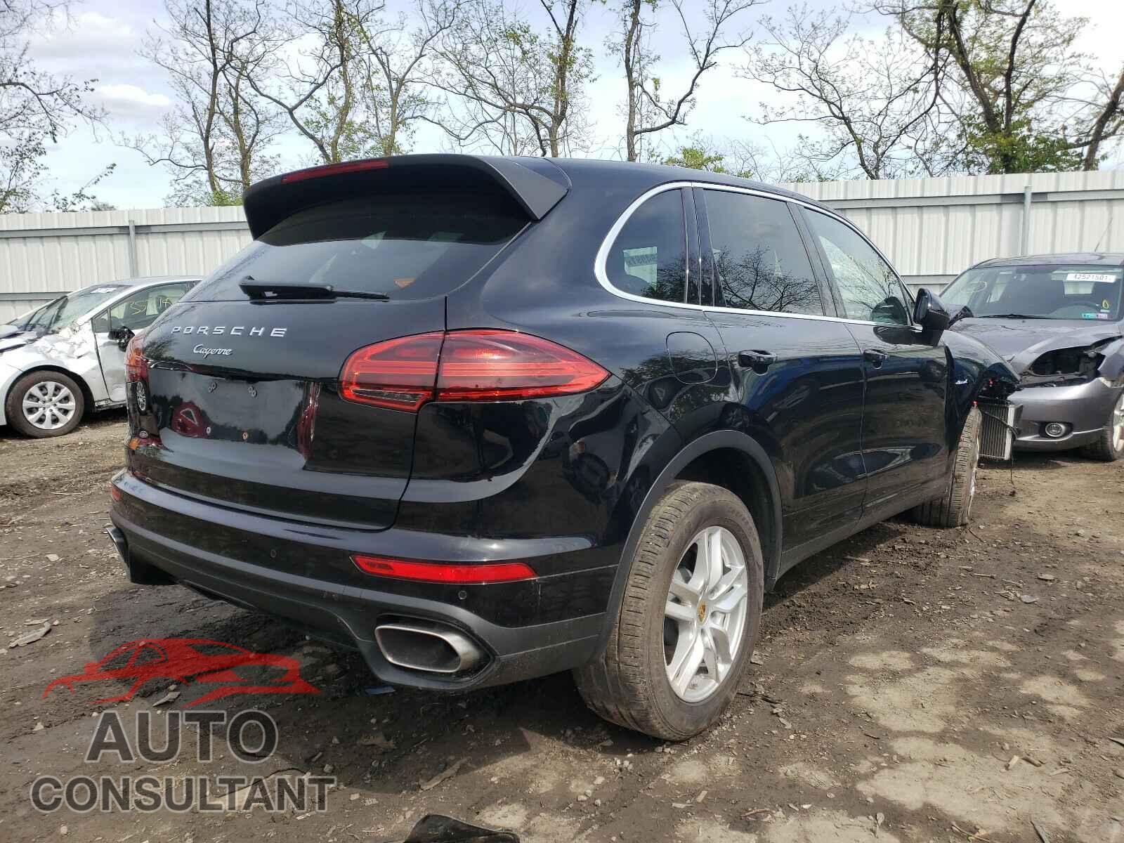 PORSCHE CAYENNE 2016 - WP1AF2A2XGKA43143