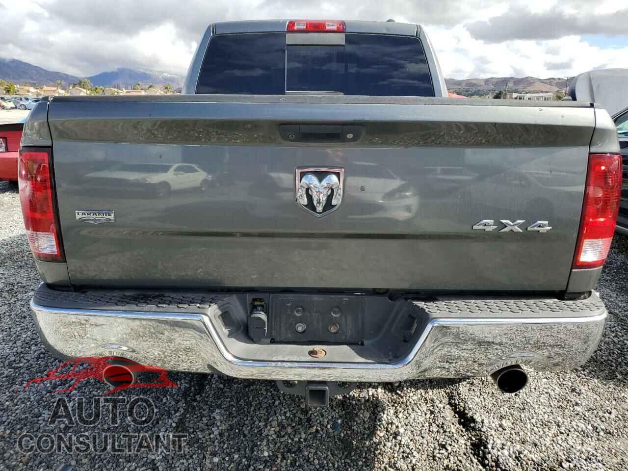 DODGE RAM 1500 2012 - 1C6RD7NT3CS186768