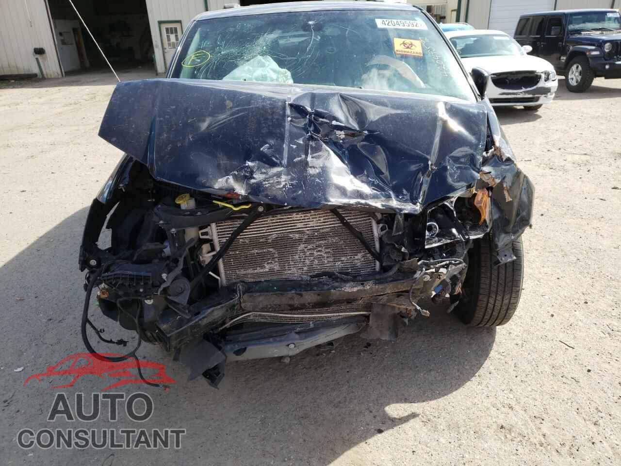 DODGE GRAND CARA 2019 - 2C4RDGCG7KR620446
