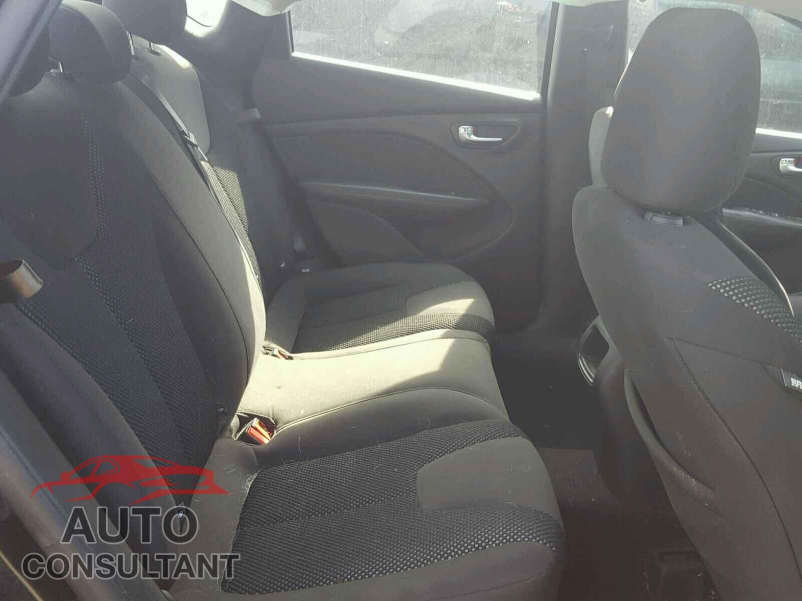 DODGE DART 2016 - 1C3CDFAA8GD516643