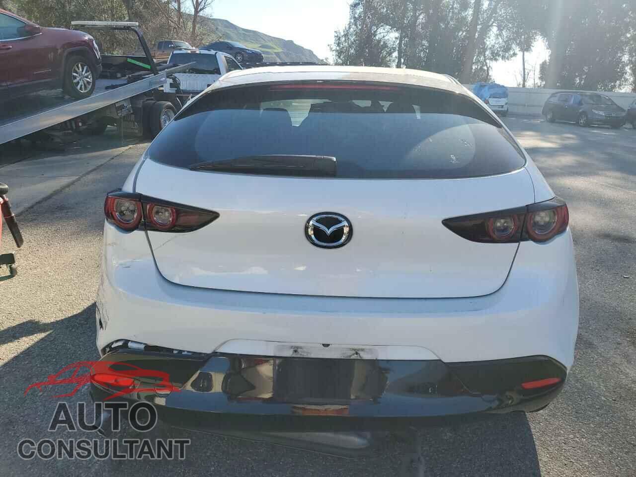 MAZDA 3 2021 - JM1BPBKL5M1327629