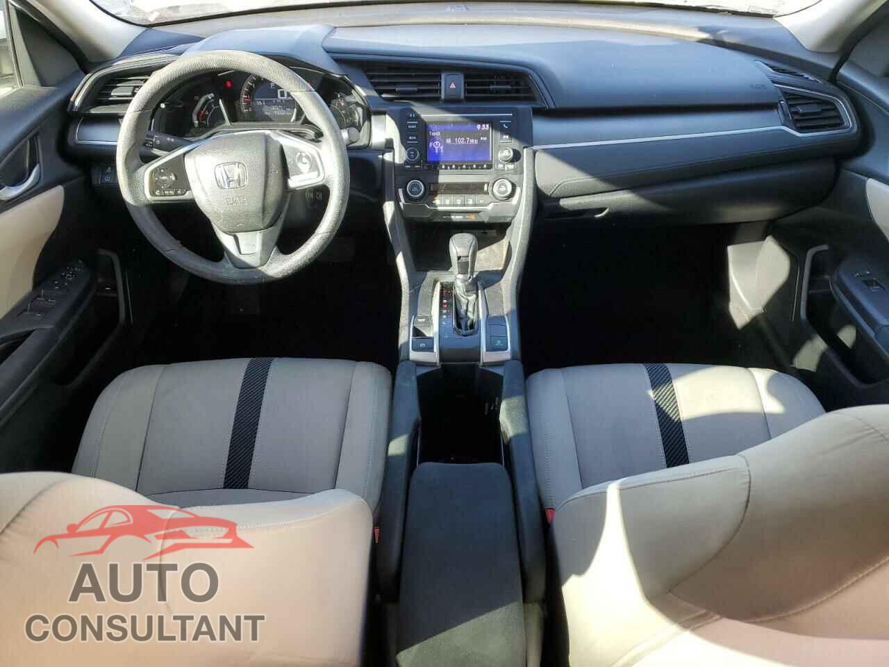 HONDA CIVIC 2018 - 2HGFC2F54JH518322