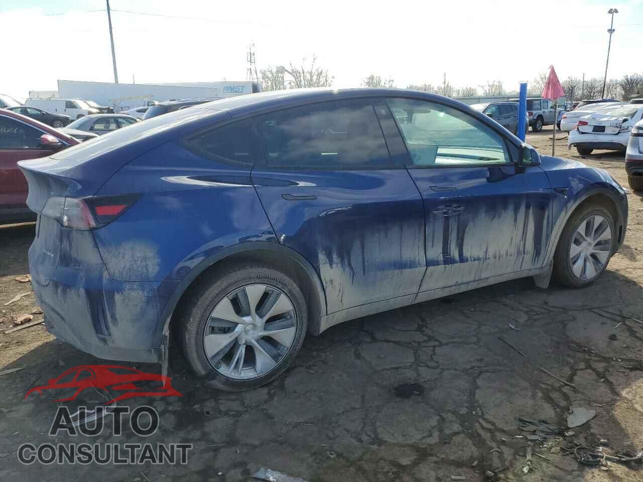 TESLA MODEL Y 2023 - 7SAYGDEE7PF671223
