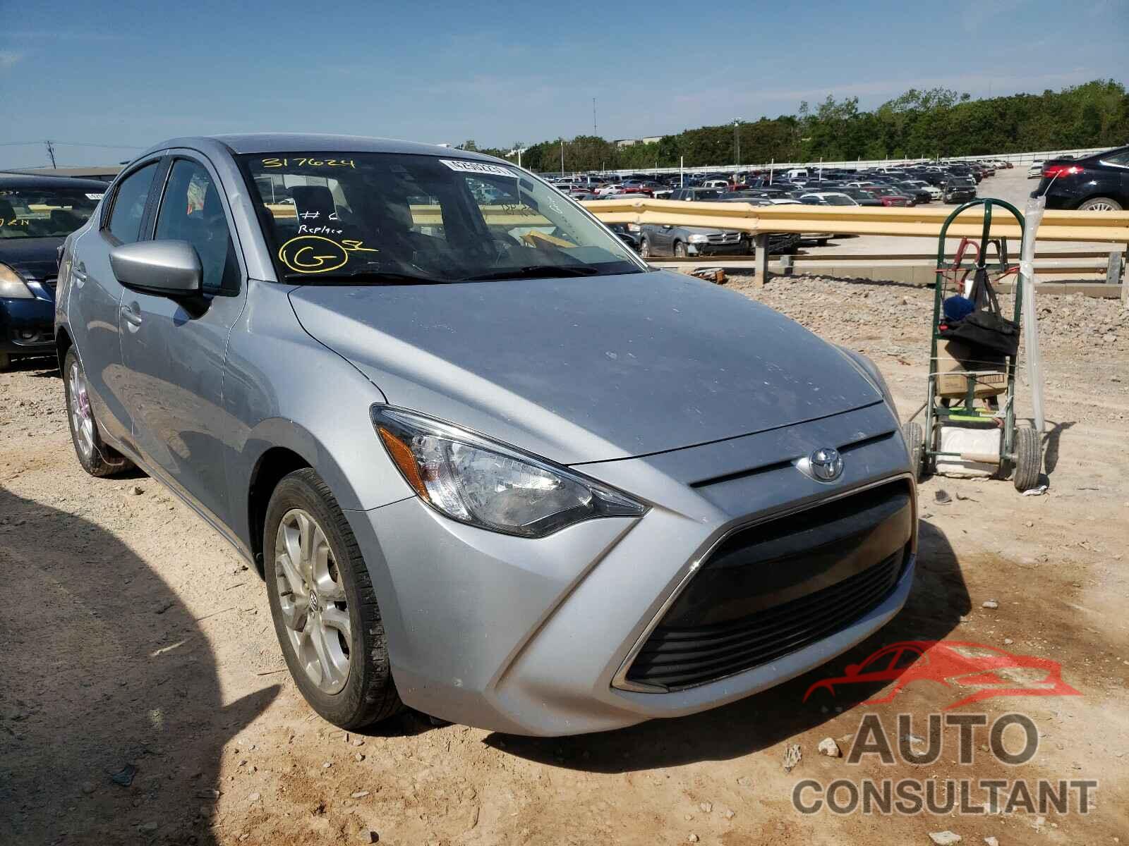 TOYOTA YARIS 2018 - 3MYDLBYV3JY317624