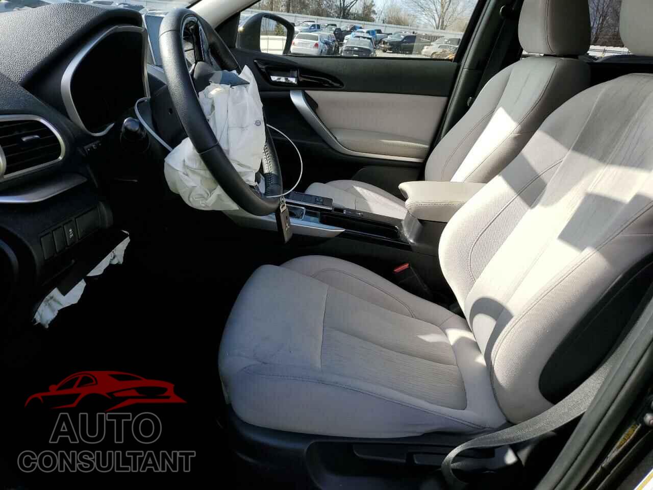MITSUBISHI ECLIPSE 2018 - JA4AT5AA7JZ042270