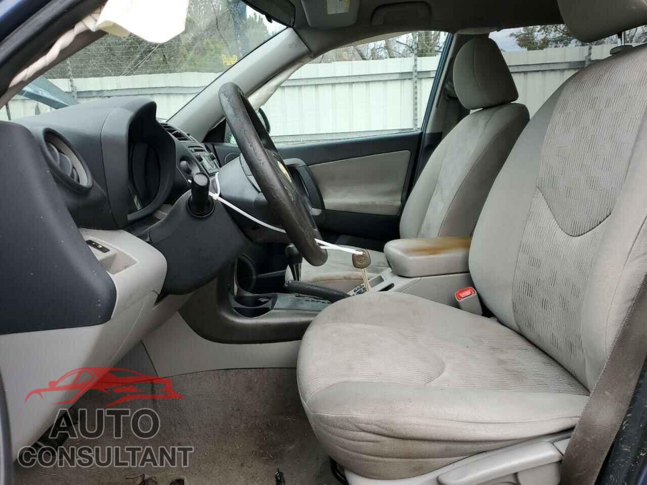 TOYOTA RAV4 2012 - 2T3KF4DV2CW133847