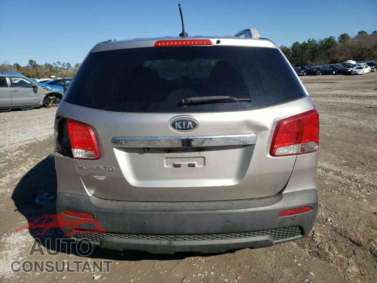KIA SORENTO 2013 - 5XYKT3A69DG423616