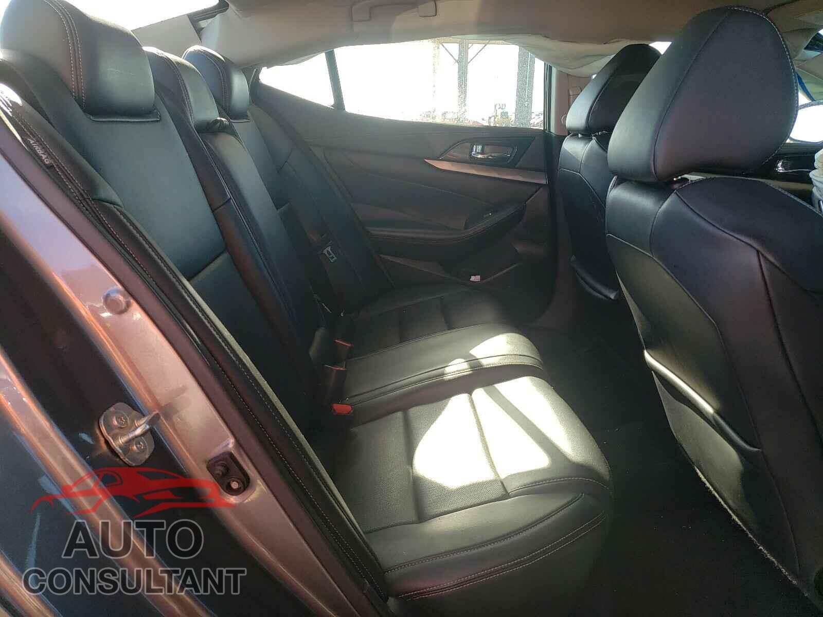 NISSAN MAXIMA 2020 - 1N4AA6CV2LC370693