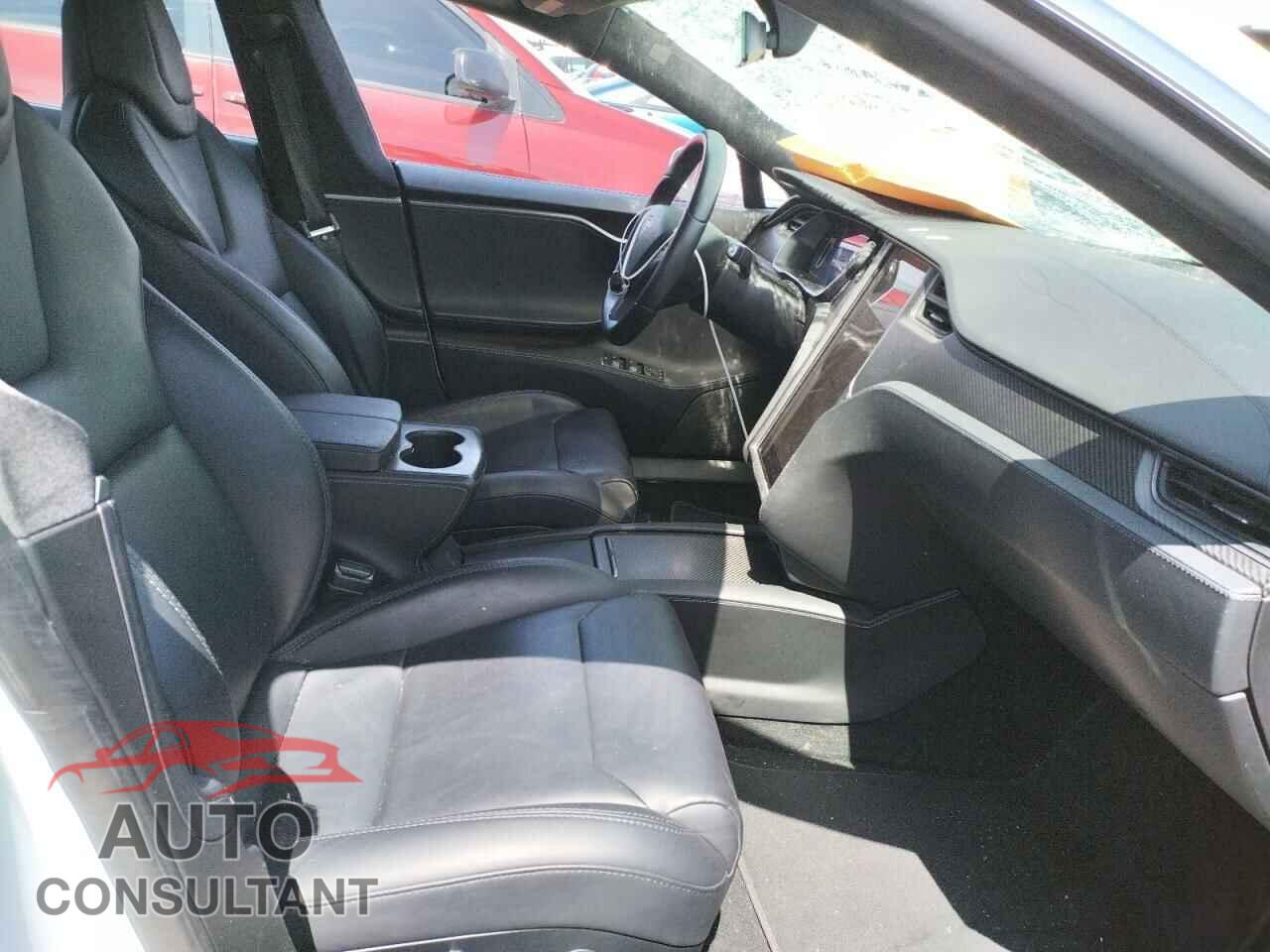 TESLA MODEL S 2018 - 5YJSA1E24JF262659