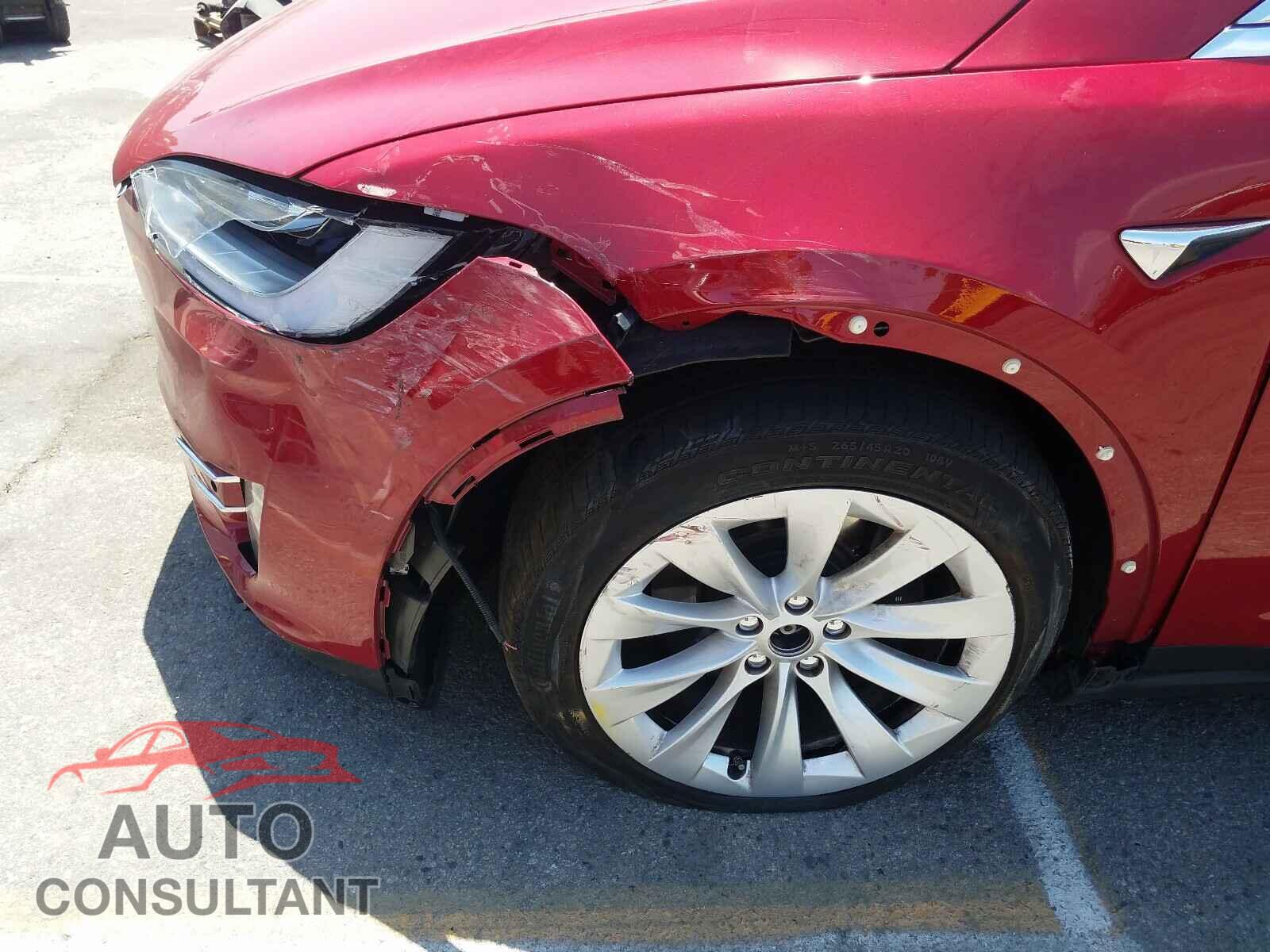 TESLA MODEL X 2019 - 5YJXCDE28KF184745