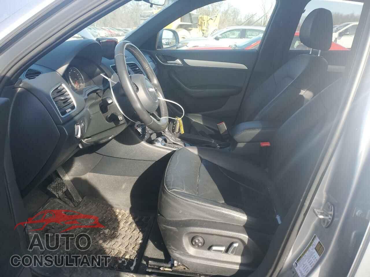 AUDI Q3 2017 - WA1ECCFS7HR005088