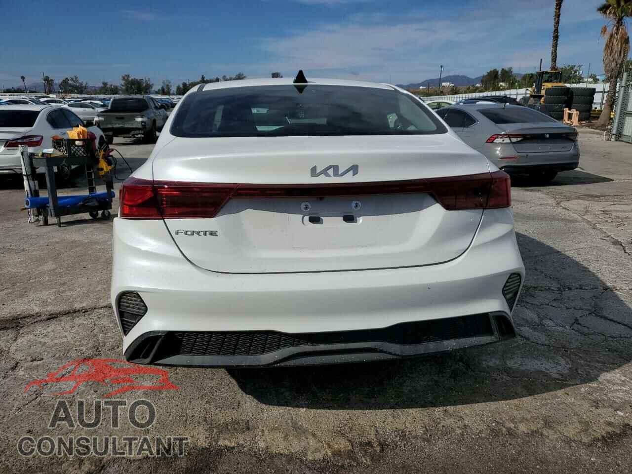 KIA FORTE 2024 - 3KPF24AD8RE817010