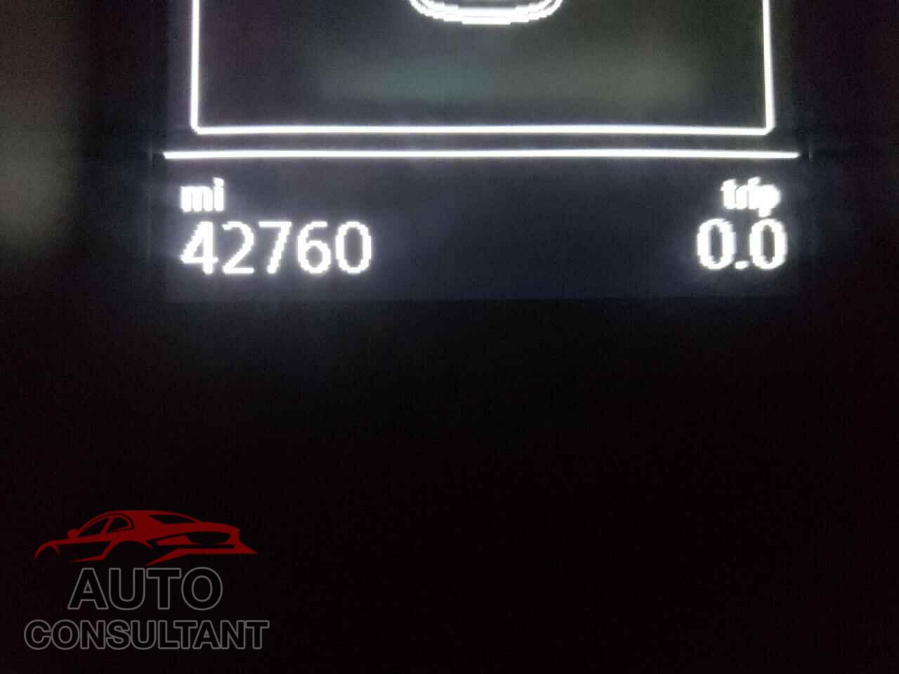 VOLKSWAGEN GOLF 2017 - 3VWU17AU9HM526464