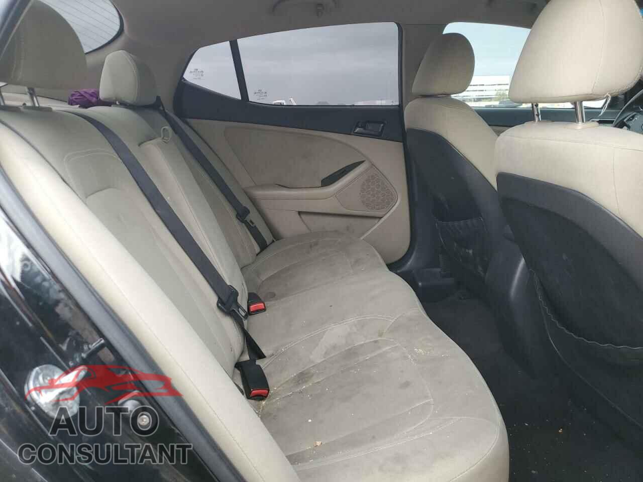 KIA OPTIMA 2011 - KNAGM4A72B5112176