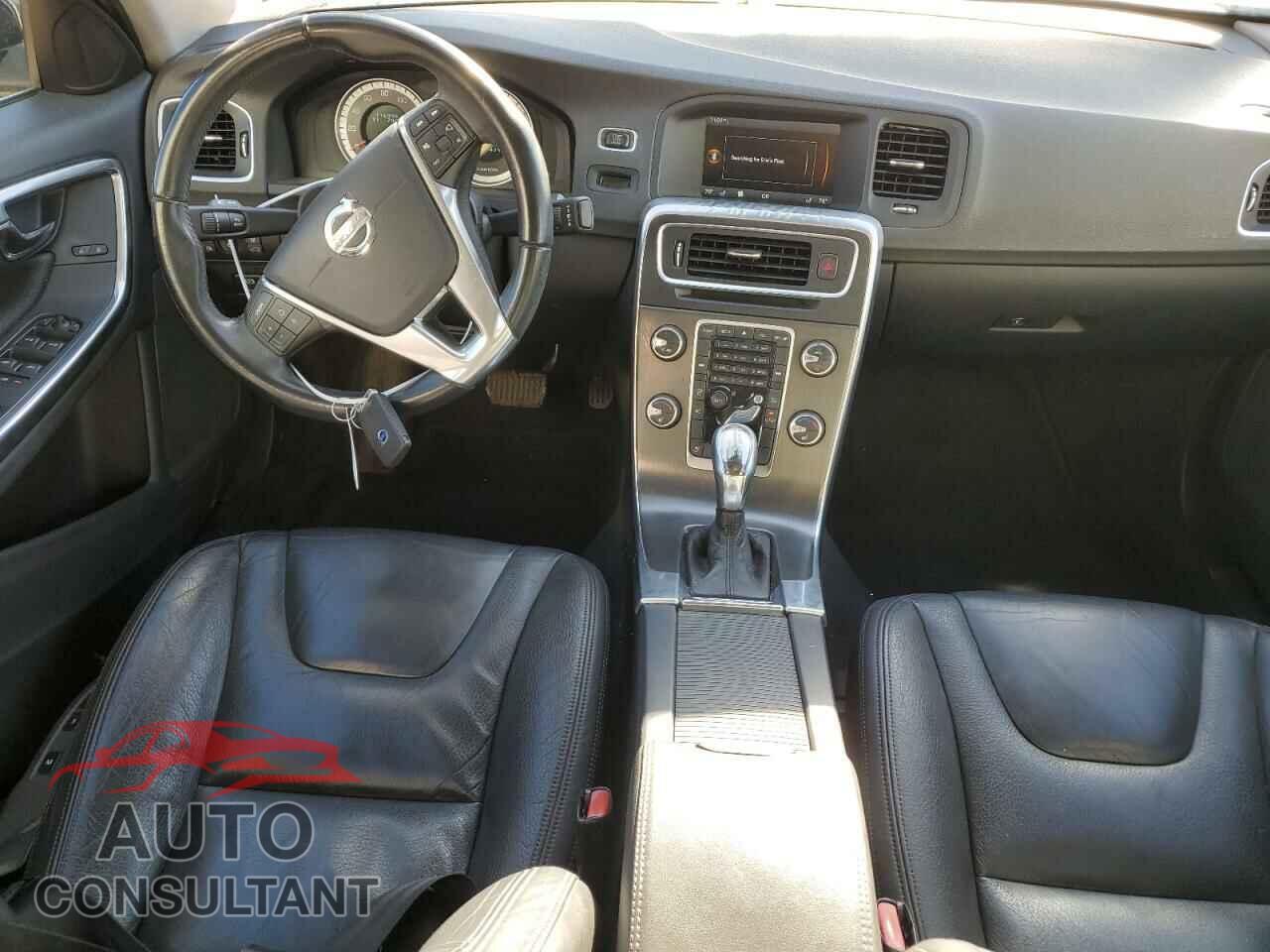 VOLVO S60 2013 - YV1612FH2D2233382