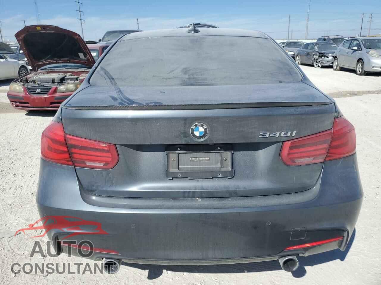 BMW 3 SERIES 2016 - WBA8B3G55GNT62836
