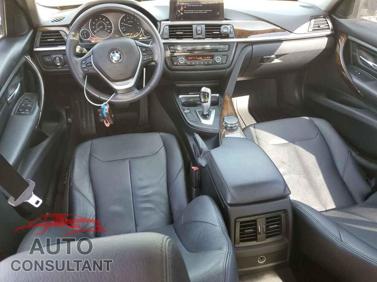 BMW 3 SERIES 2015 - WBA3A5C59FF608617