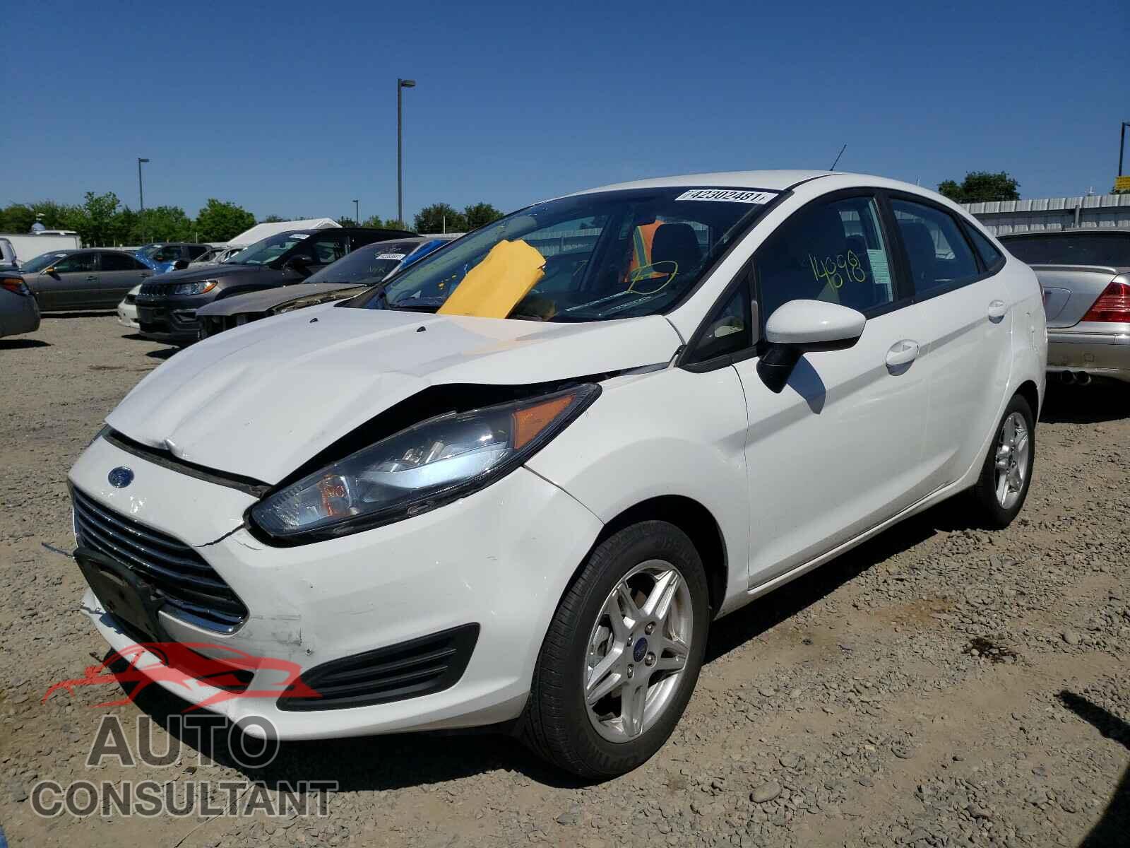 FORD FIESTA 2018 - 3FADP4BJ3JM120406