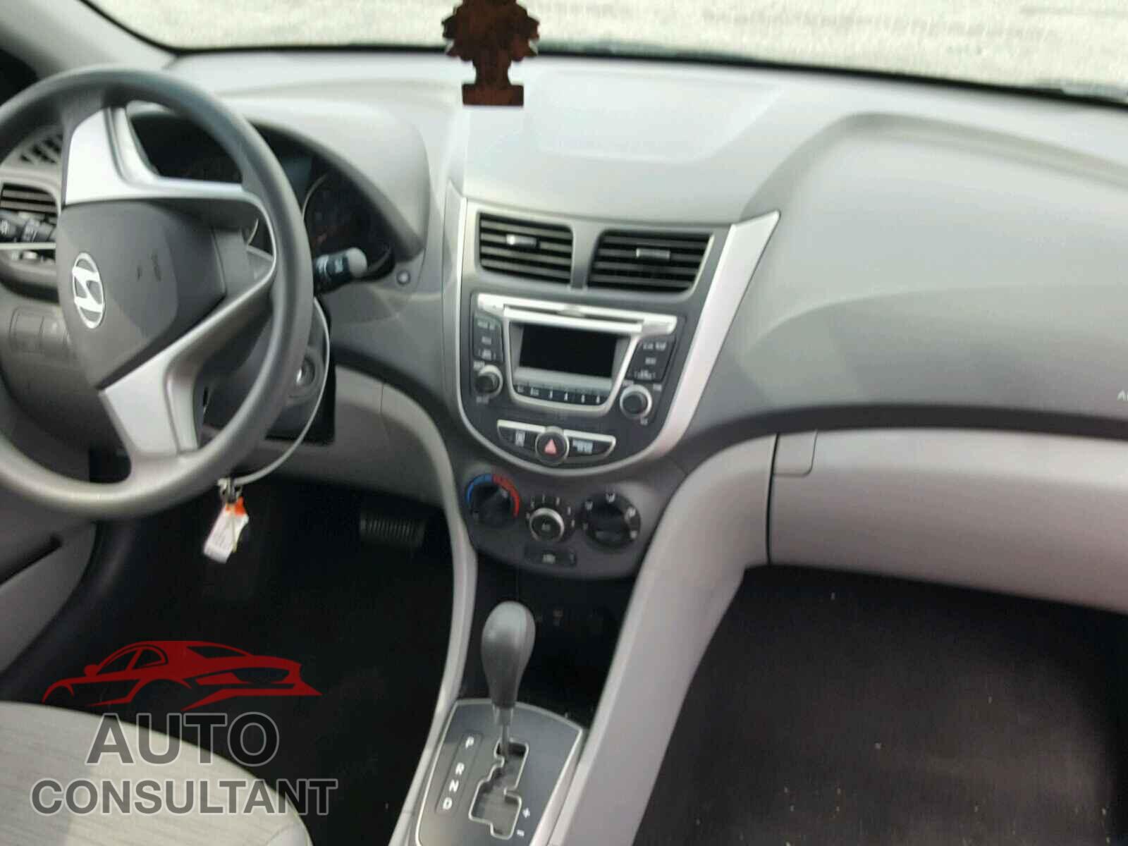 HYUNDAI ACCENT 2017 - KMHCT4AE1HU169112