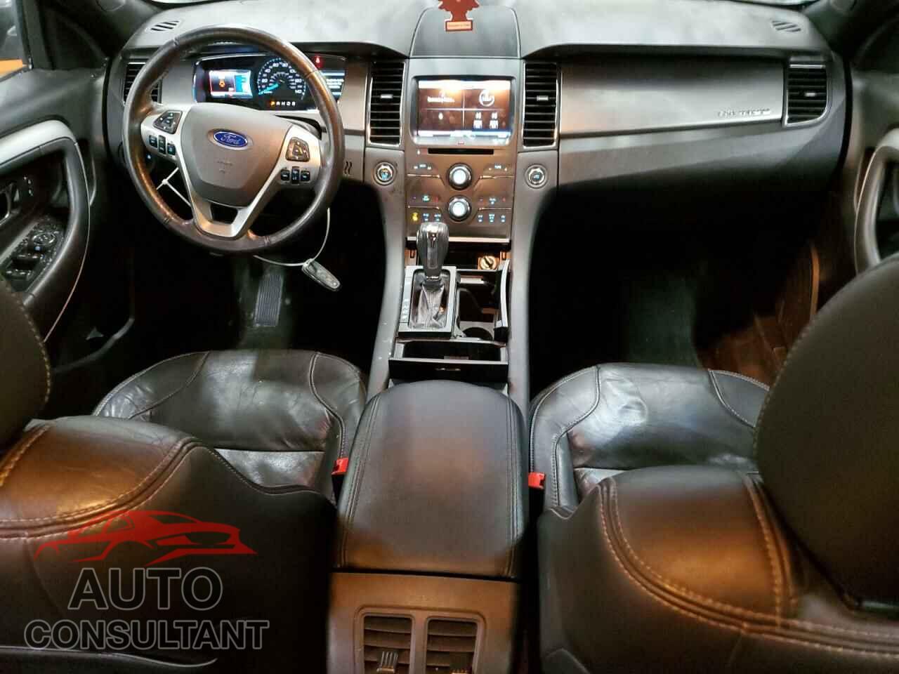 FORD TAURUS 2015 - 1FAHP2H88FG157057