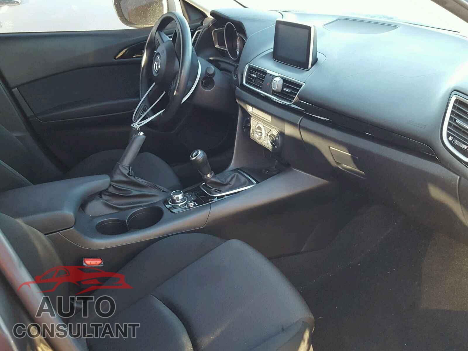 MAZDA 3 2015 - JM1BM1K77F1230019