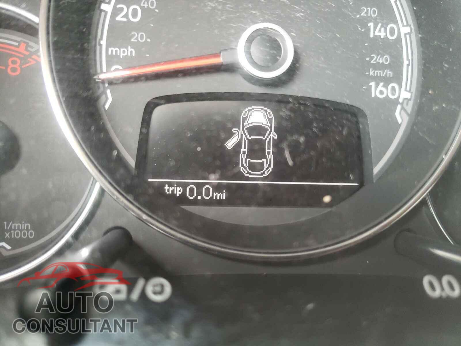 VOLKSWAGEN BEETLE 2017 - 3VWF17AT0HM626310