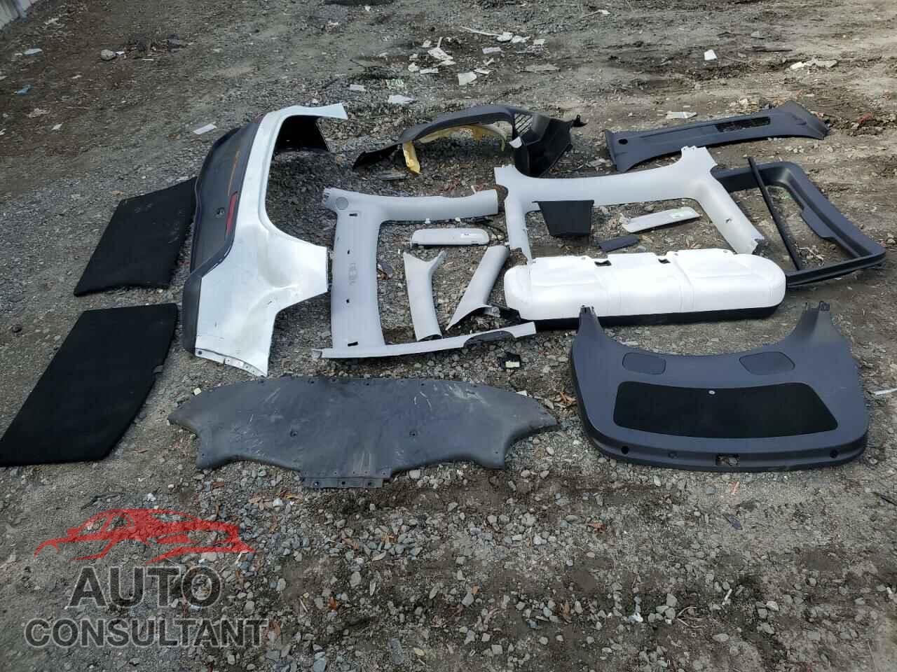 TESLA MODEL Y 2020 - 5YJYGDEE7LF021623