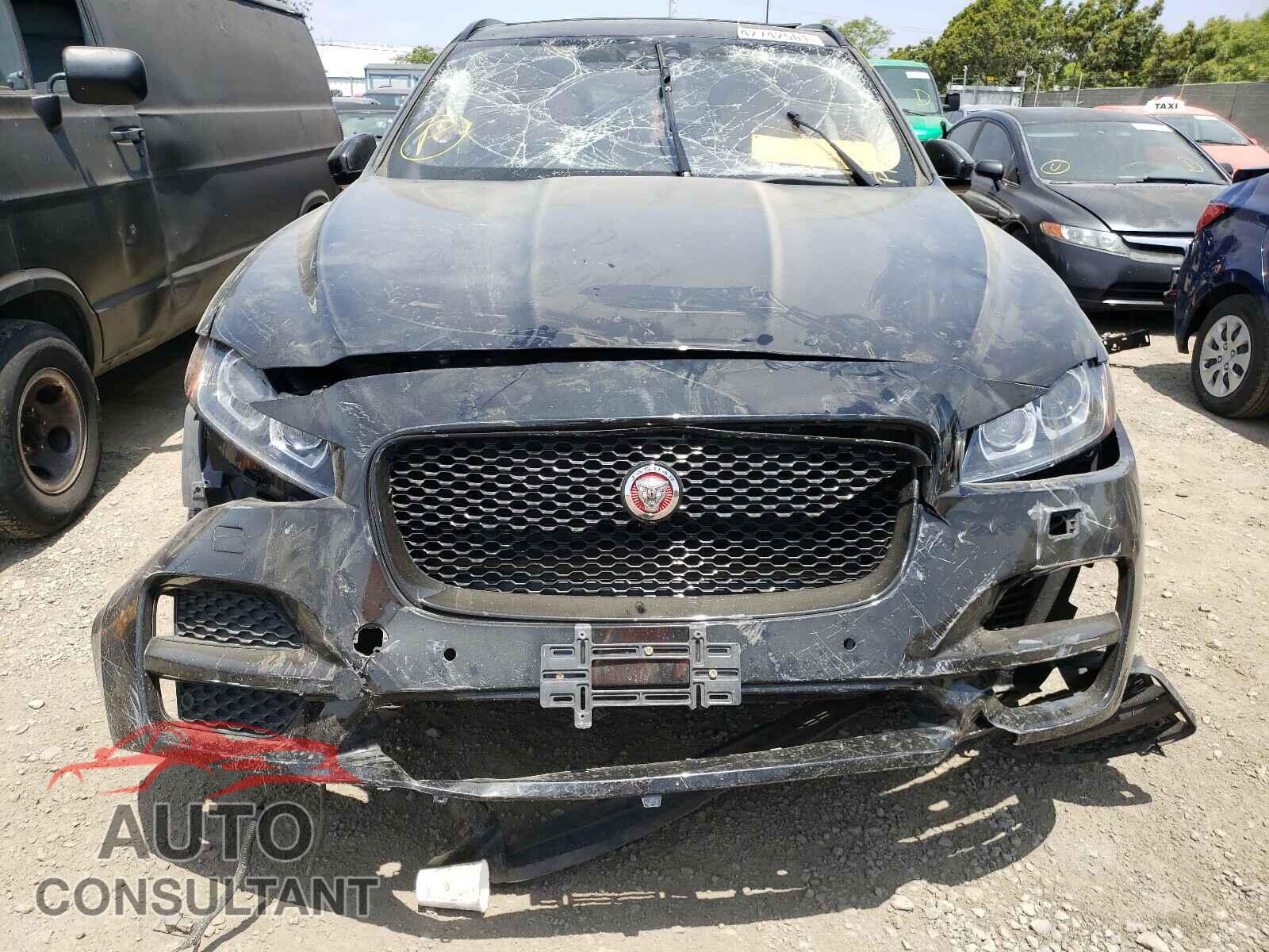 JAGUAR F-PACE 2017 - SADCJ2BV1HA067201